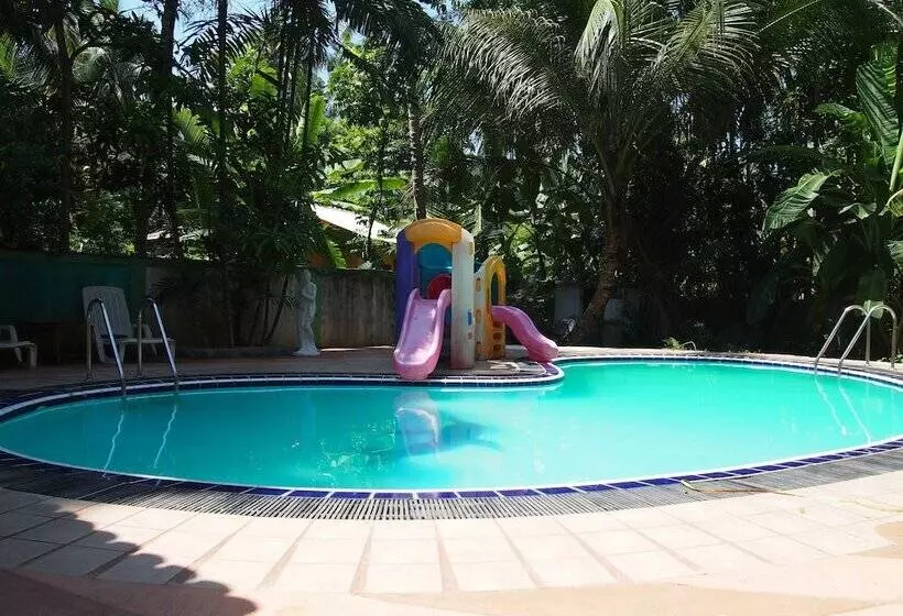 Bed and Breakfast Manik Villa