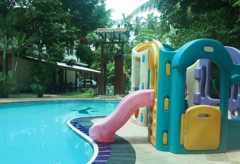 مبيت وإفطار Manik Villa