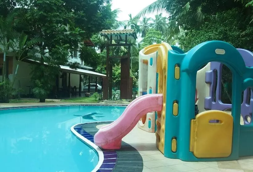 Bed and Breakfast Manik Villa