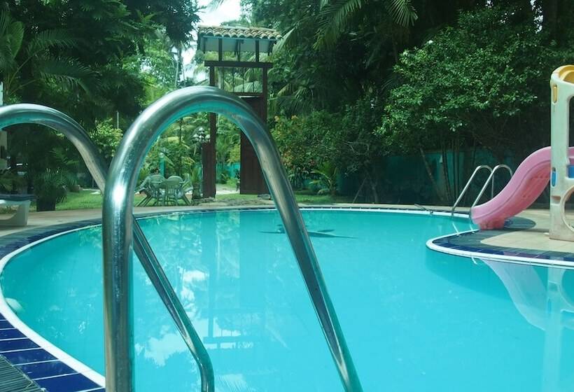 مبيت وإفطار Manik Villa