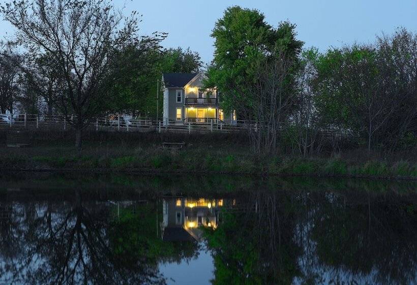 مبيت وإفطار Netherfield Natural Farm