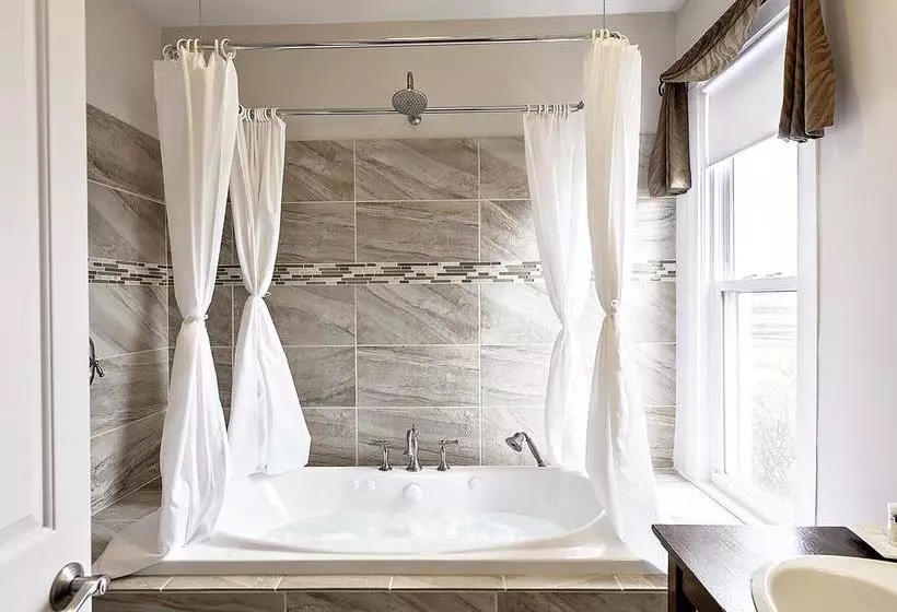 Bella Fattoria Bed And Breakfast