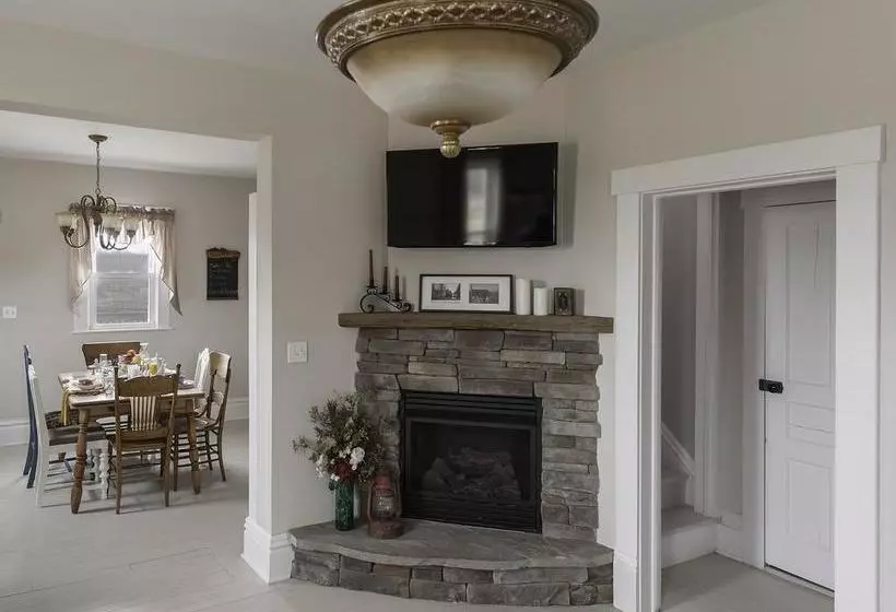 Bella Fattoria Bed And Breakfast