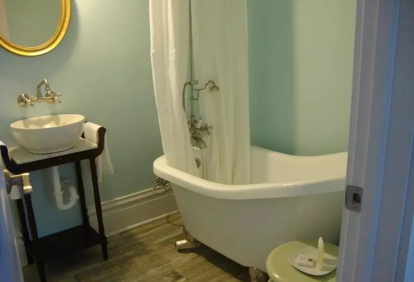 Bella Fattoria Bed And Breakfast