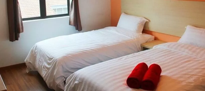 Hotel 906  Airport Melaka