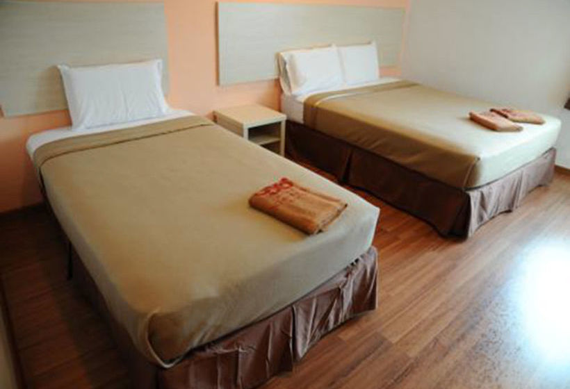 Hotel 906  Airport Melaka