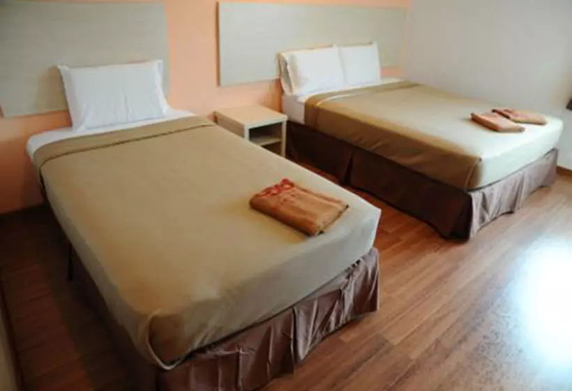 Hotel 906  Airport Melaka