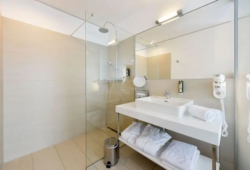 هتل Amedia Luxury Suites Graz, Trademark Collection By Wyndham