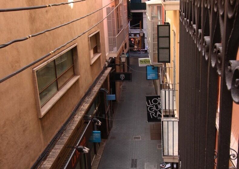 Отель Bosch Boutique