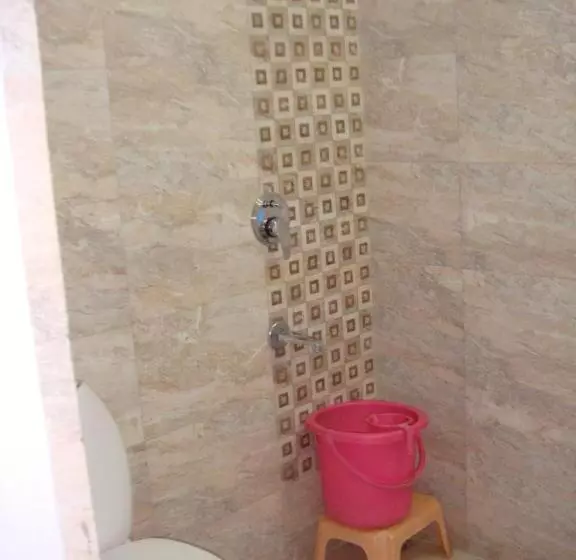 هتل Golden Deluxe