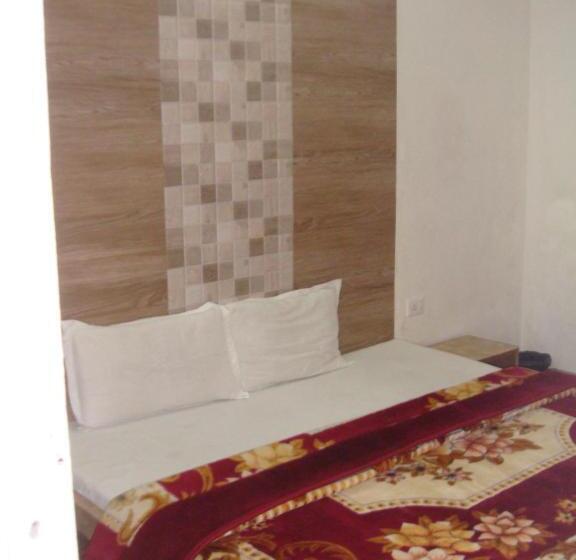 Отель Golden Deluxe