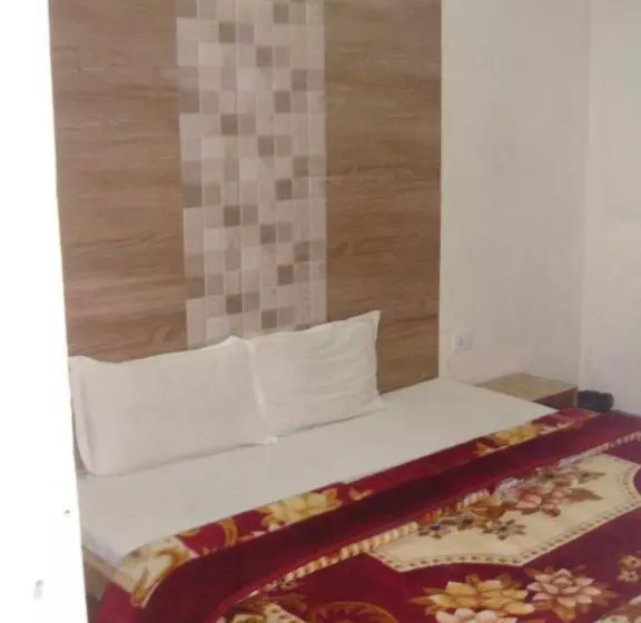 هتل Golden Deluxe