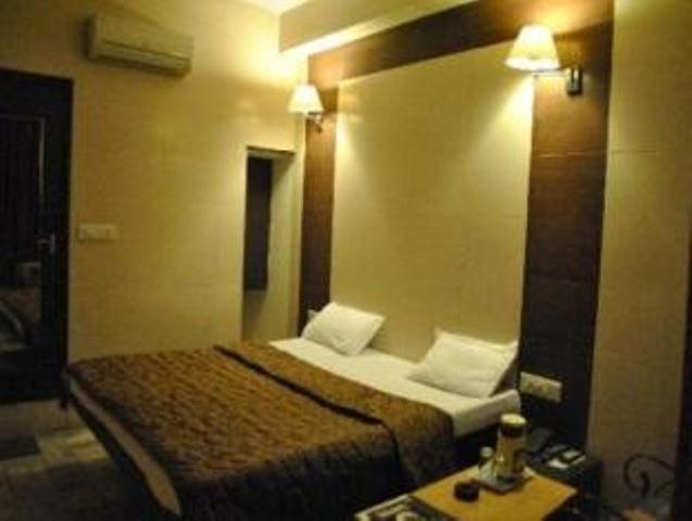 Отель Golden Deluxe