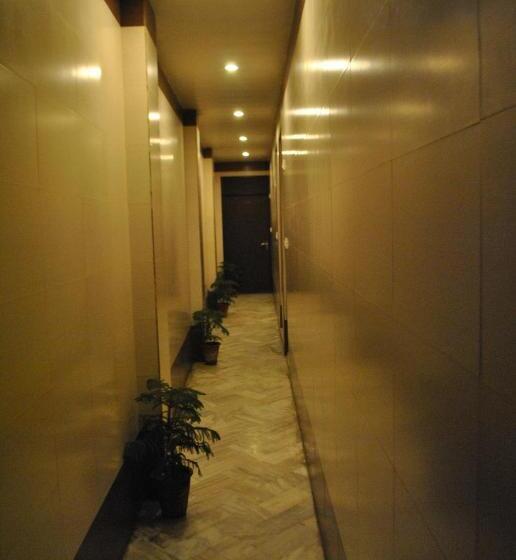 Отель Golden Deluxe