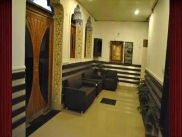 هتل Golden Deluxe