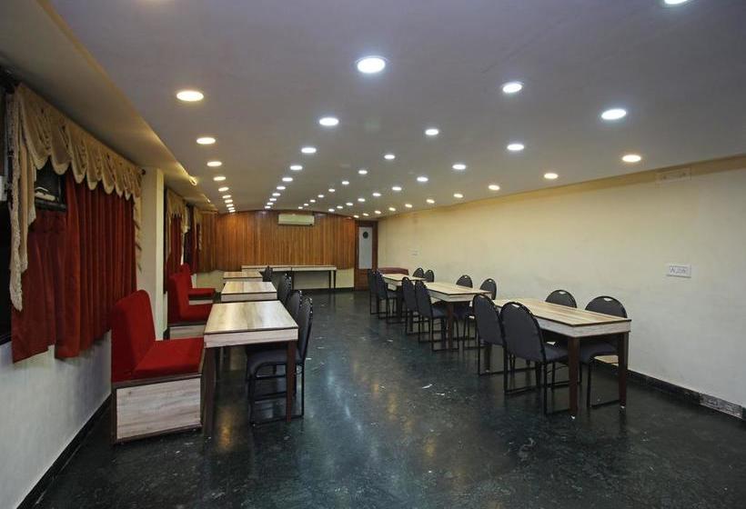 Отель Collection O 65705 Krishnalila Regency