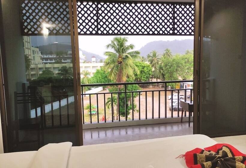 בית מלון כפרי Sea Beach Paradise