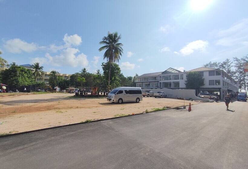 בית מלון כפרי Sea Beach Paradise