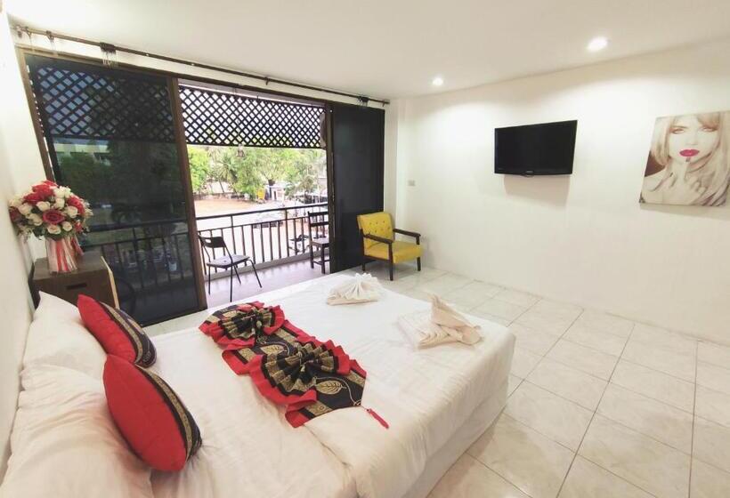 בית מלון כפרי Sea Beach Paradise