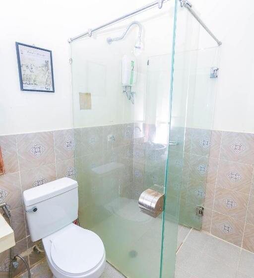 בית מלון כפרי Sea Beach Paradise