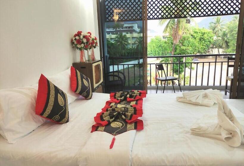 בית מלון כפרי Sea Beach Paradise