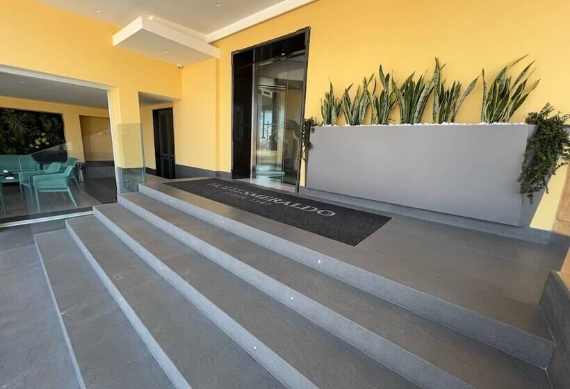 בית מלון כפרי Smeraldo