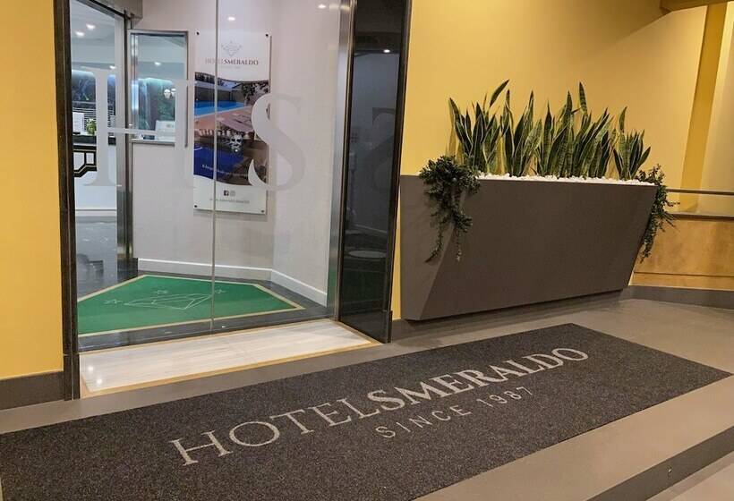 בית מלון כפרי Smeraldo