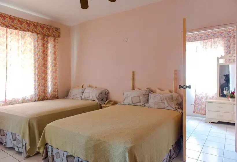 پانسیون Gibb S Chateau