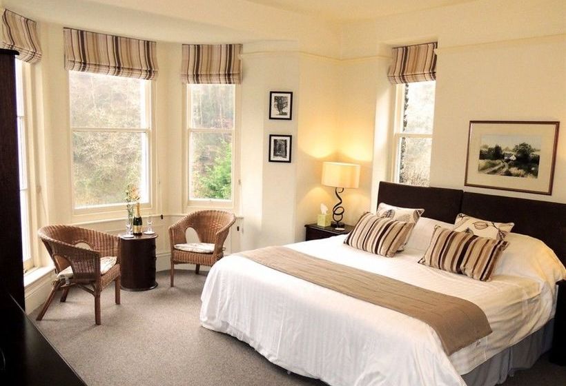 פנסיון Woodlands Guesthouse