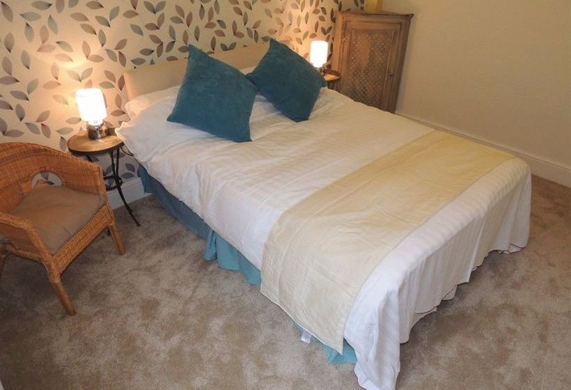 פנסיון Woodlands Guesthouse