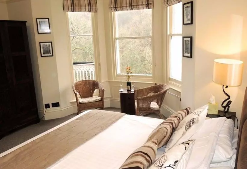 Majatalo Woodlands Guesthouse