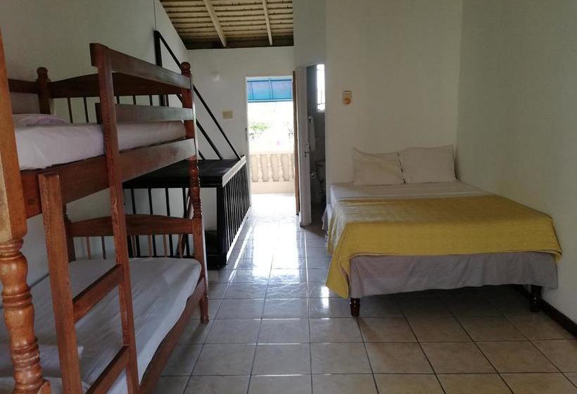 Reggae Hostel Ocho Rios