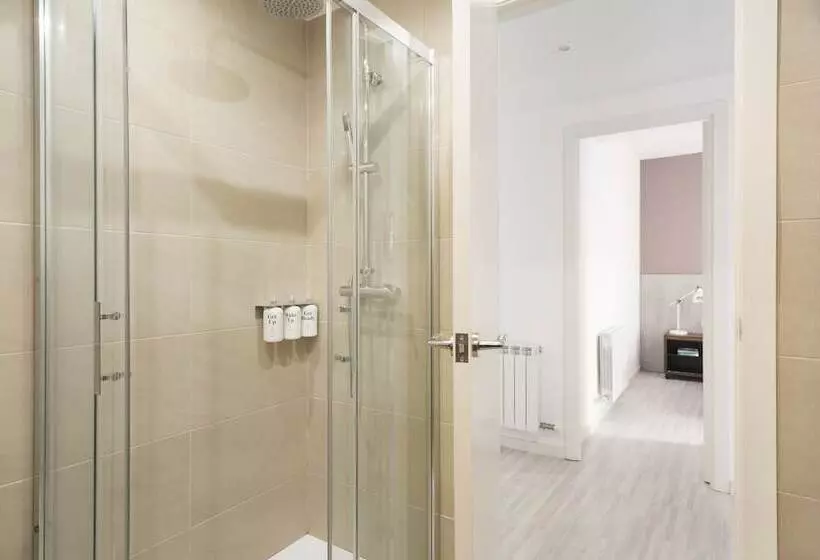 Sitges Group Blue&white