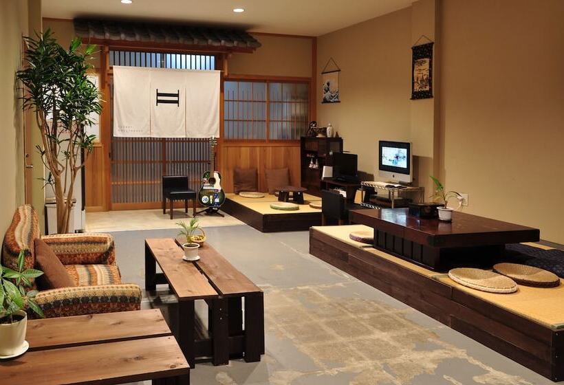 Auberge Hôtelière Suzuki Guesthouse