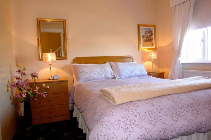 تختخواب و صبحانه Annandale House