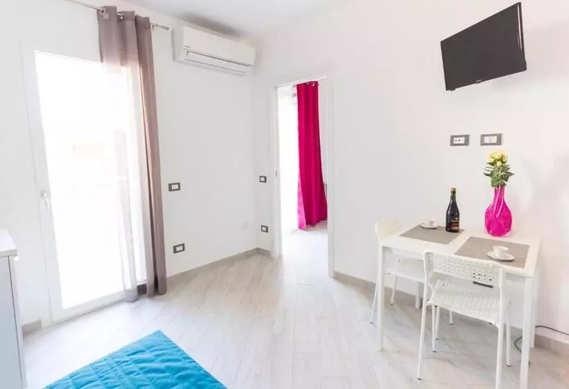 ベッドアンドブレックファースト Stanze Del Mare