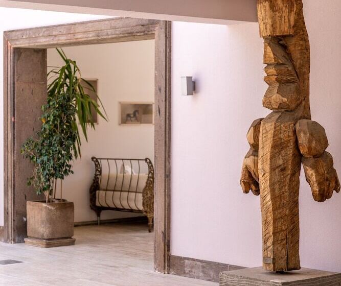 Casa Dell Arte Hotel Of Arts & Leisure