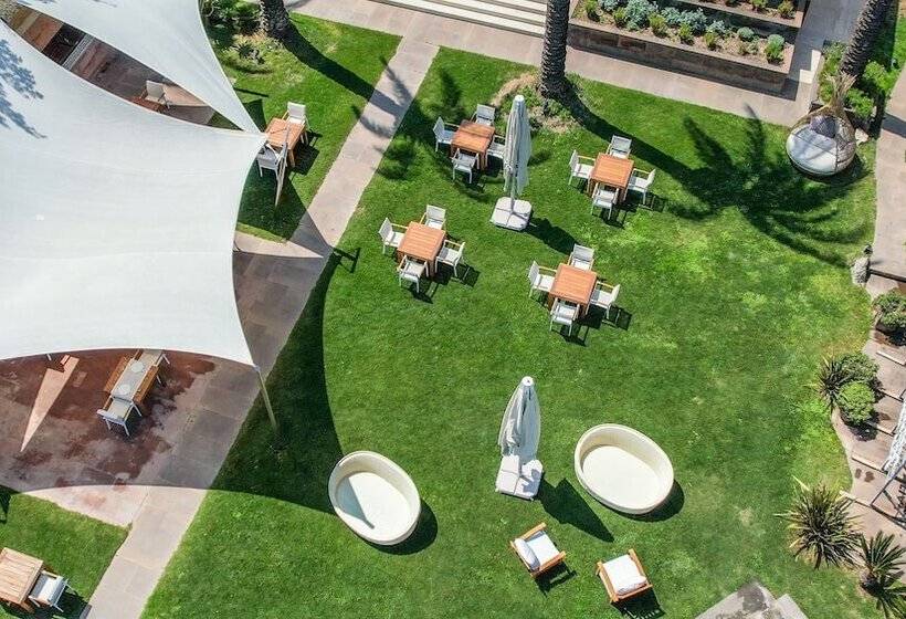 Casa Dell Arte Hotel Of Arts & Leisure