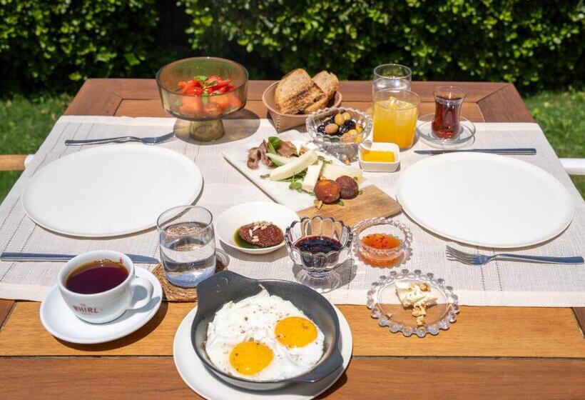 Casa Dell Arte Hotel Of Arts & Leisure