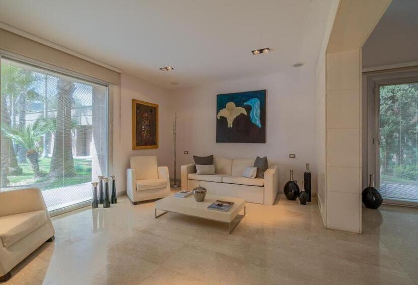 Casa Dell Arte Hotel Of Arts & Leisure