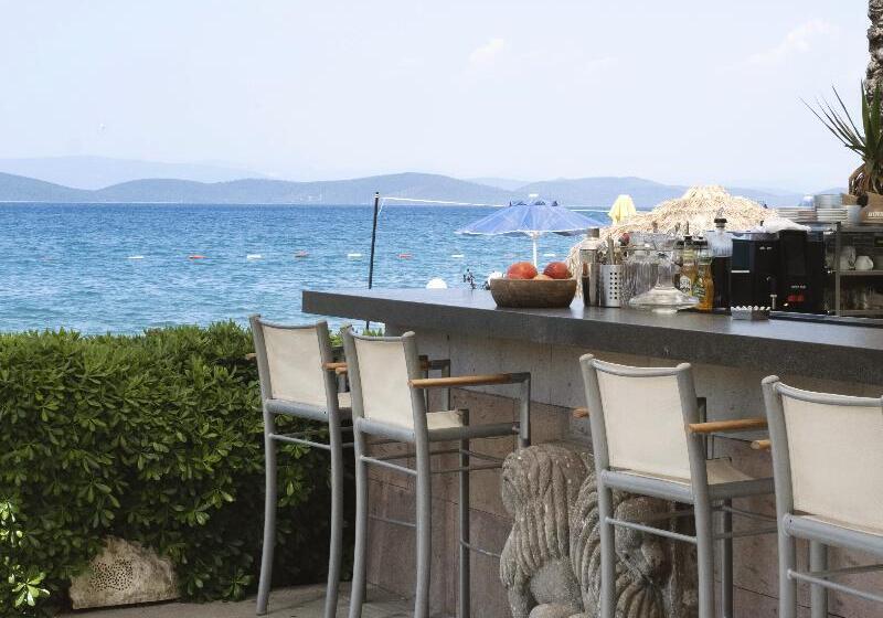 Casa Dell Arte Hotel Of Arts & Leisure