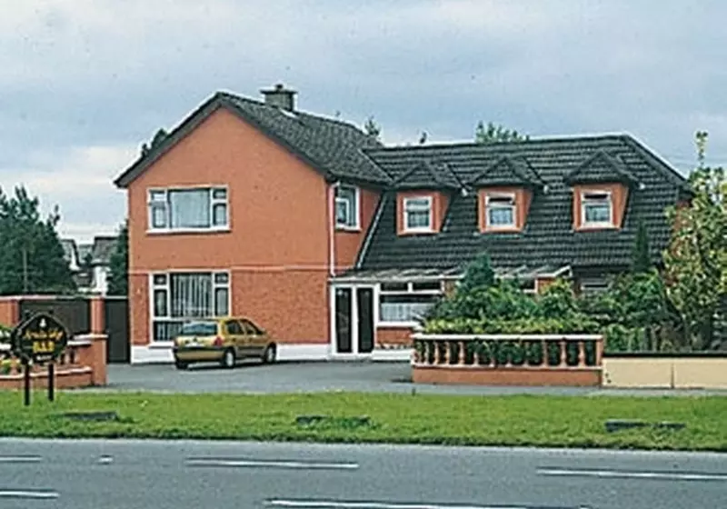 هتل Armada Lodge B&b