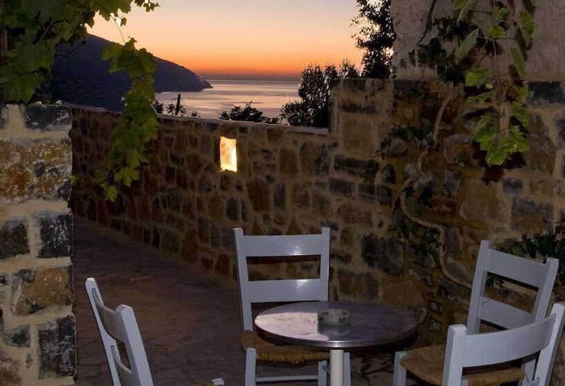 בית מלון כפרי Creta Star