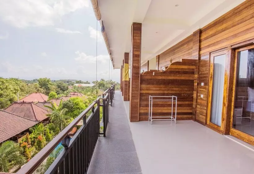 هتل Dinatah Lembongan Villas