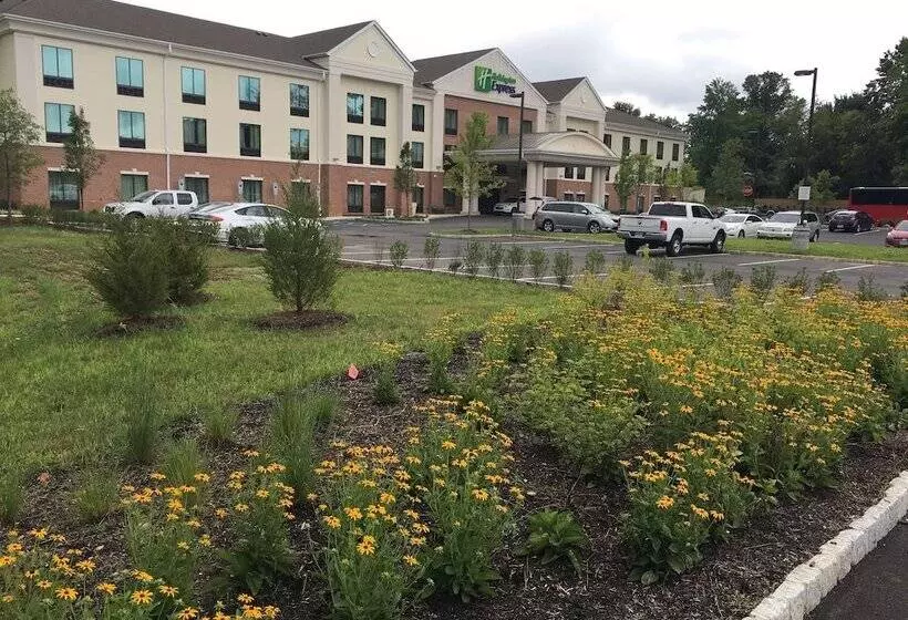 Hotelli Holiday Inn Express Bordentown   Trenton South, An Ihg