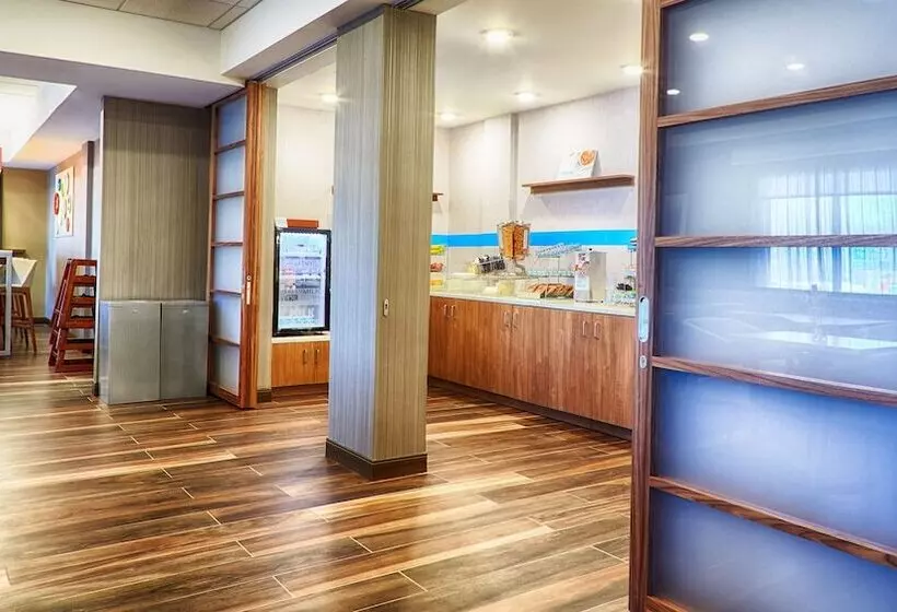 Hotelli Holiday Inn Express Bordentown   Trenton South, An Ihg