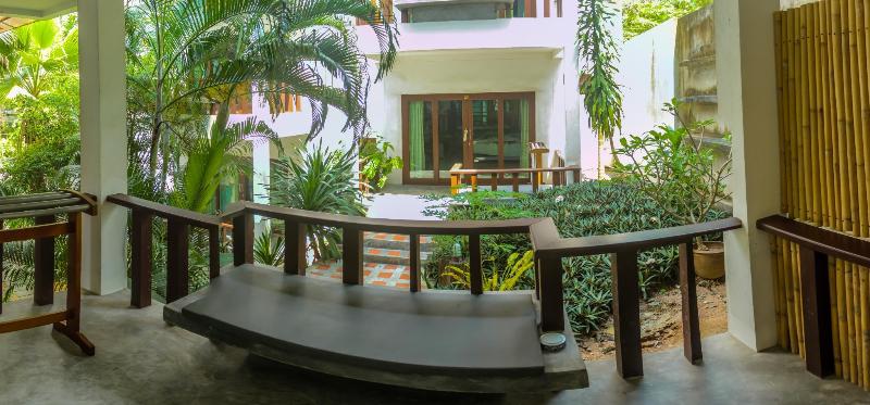 Отель In Touch Resort