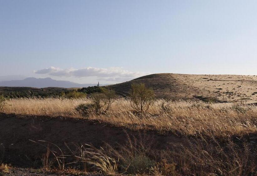 فندق Le Petit Hôtel Du Flouka
