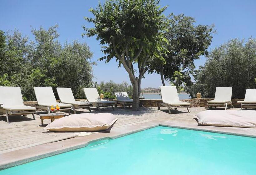 فندق Le Petit Hôtel Du Flouka