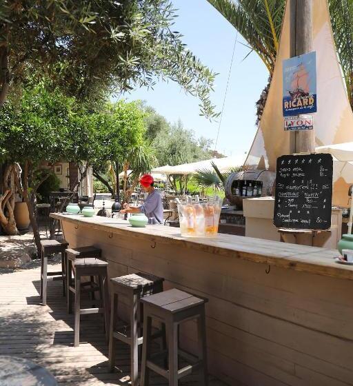 فندق Le Petit Hôtel Du Flouka